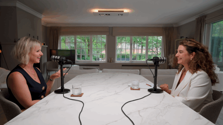 Van amper bookings naar 95% closing rate: hoe @kim_beauty_business_coach haar dip omzette in haar beste maand ooit